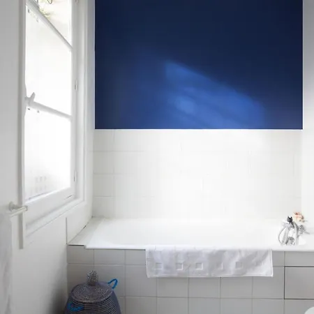 Guestready - Bright And Spacious Duplex In The Heart Of Paris Daire Paris