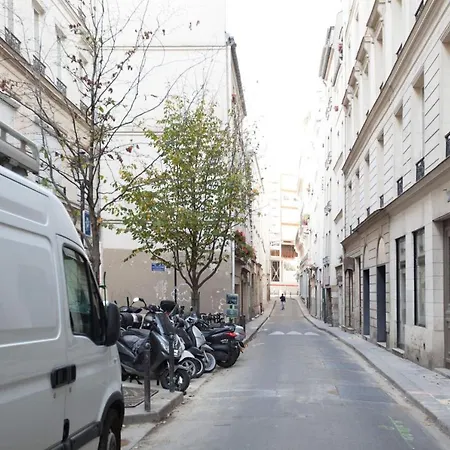 Daire Guestready - Bright And Spacious Duplex In The Heart Of Paris