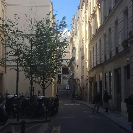 Guestready - Bright And Spacious Duplex In The Heart Of Paris *
