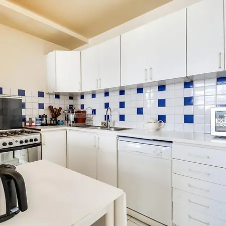 Guestready - Bright And Spacious Duplex In The Heart Of Paris