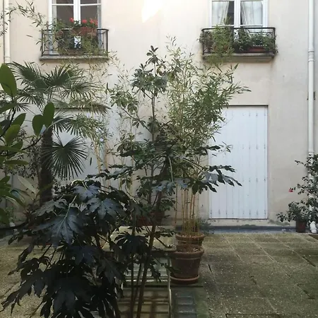 Guestready - Bright And Spacious Duplex In The Heart Of Paris Daire *